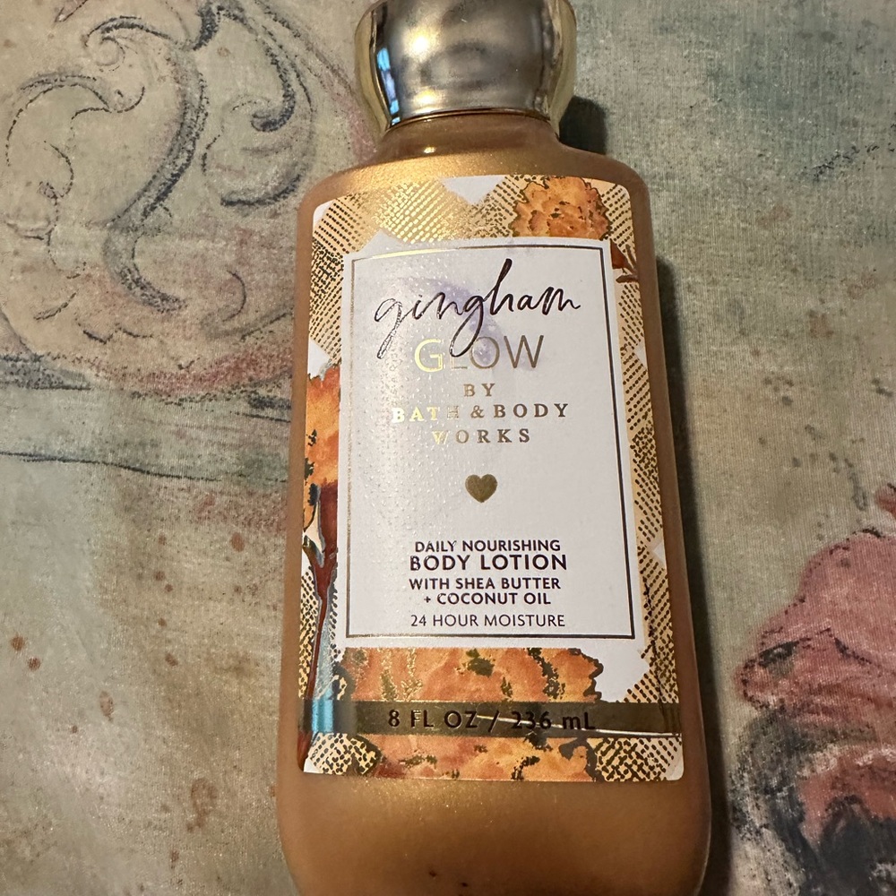 Bath & Body Works Gingham Glow Body Lotion - Gold and White